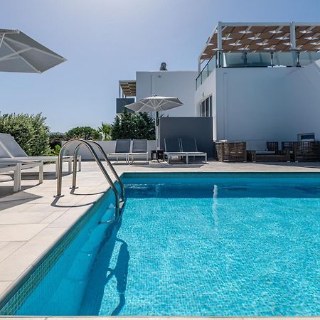 Asteria Pearl Villa 2 With Rooftop Jacuzzi Тігакі Екстер'єр фото