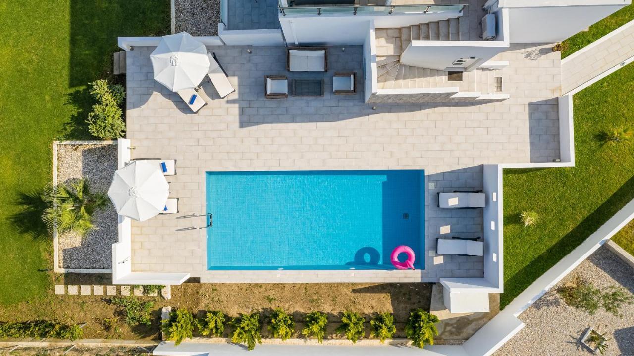 Asteria Pearl Villa 2 With Rooftop Jacuzzi Тігакі Екстер'єр фото