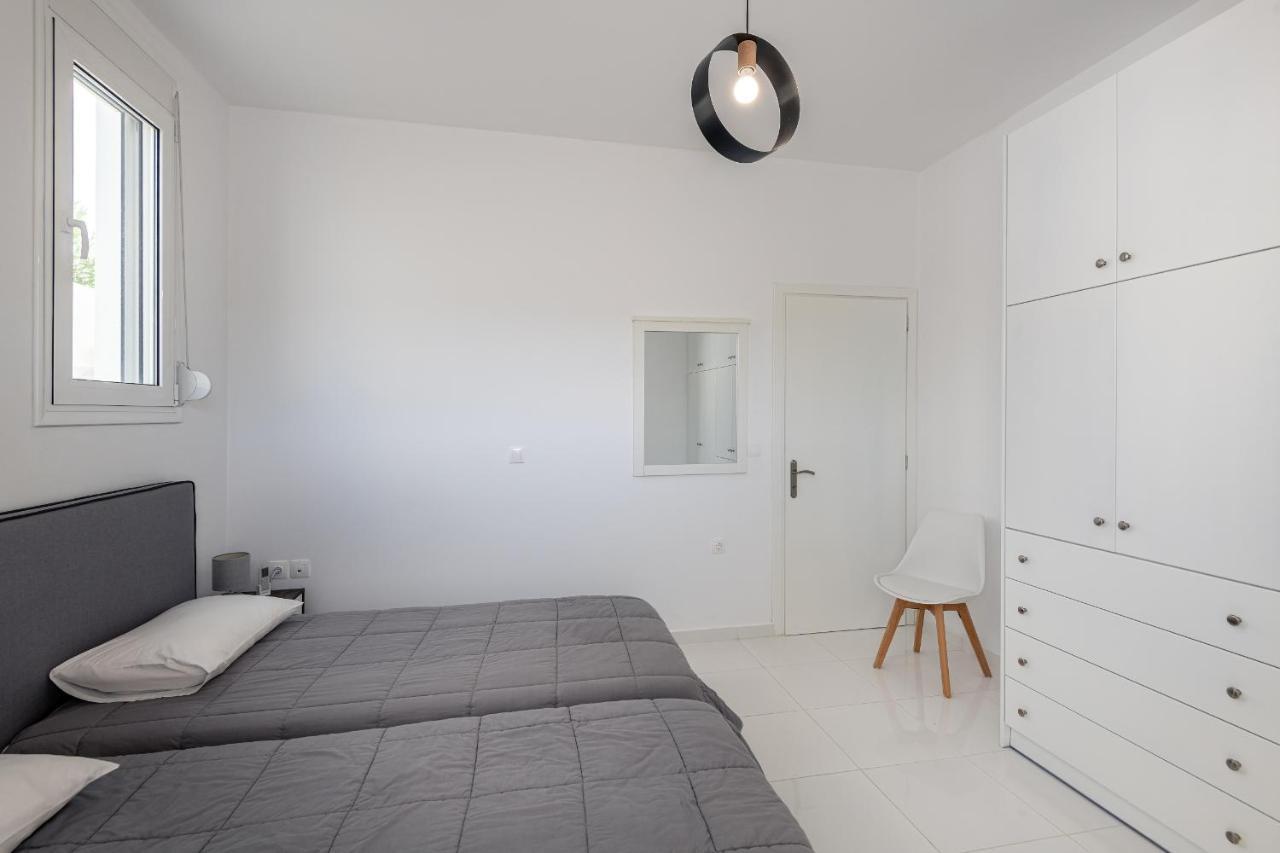 Asteria Pearl Villa 2 With Rooftop Jacuzzi Тігакі Екстер'єр фото