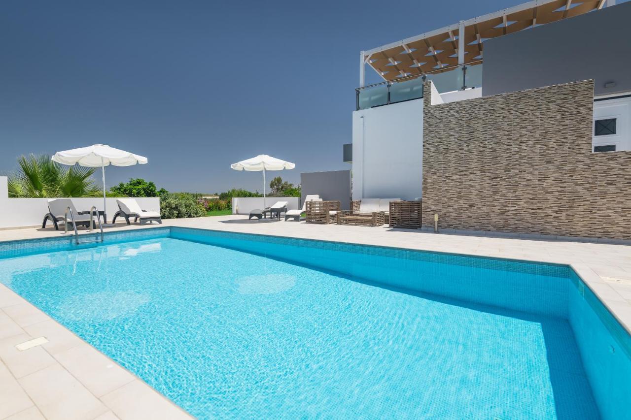 Asteria Pearl Villa 2 With Rooftop Jacuzzi Тігакі Екстер'єр фото