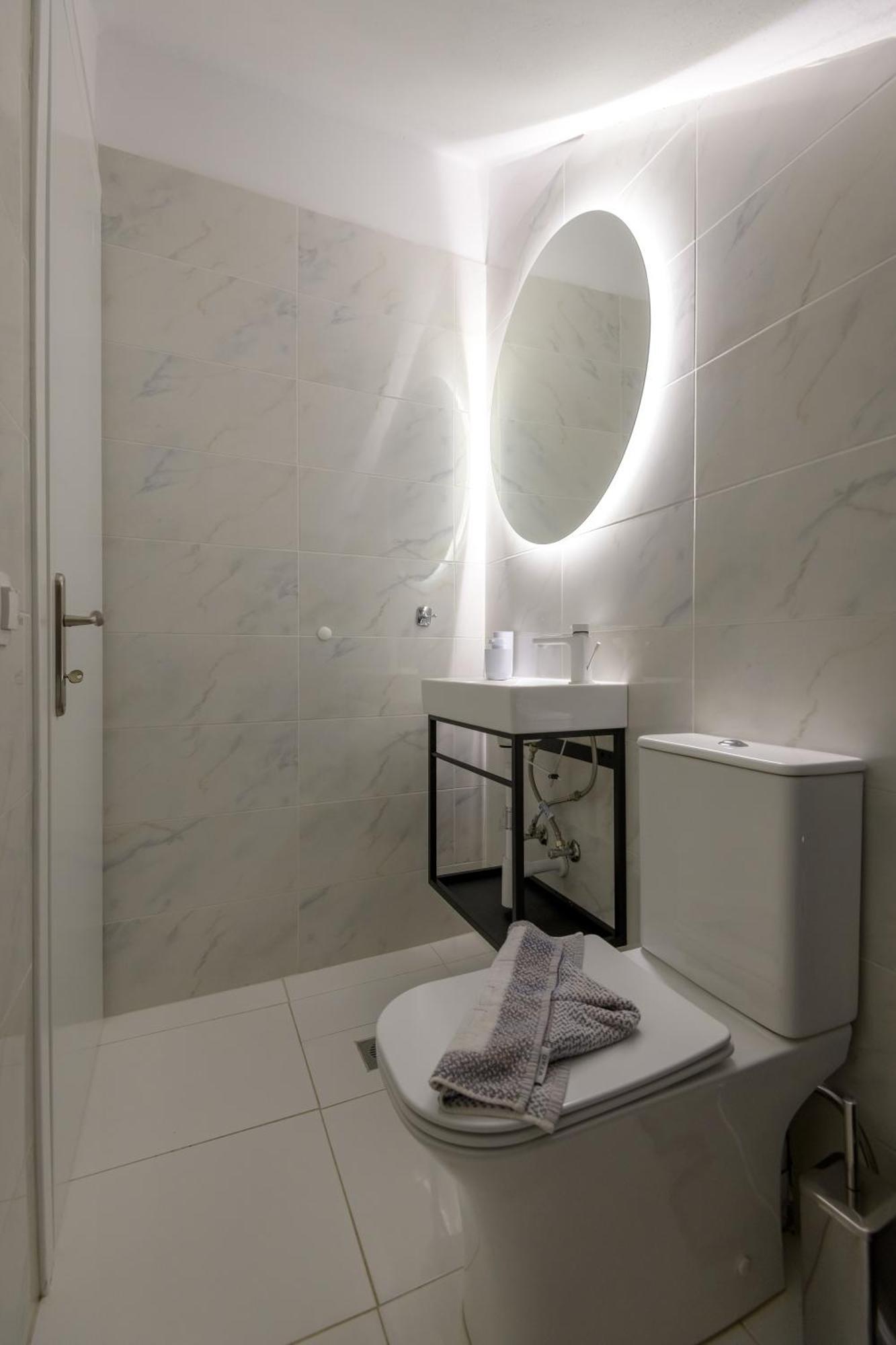Asteria Pearl Villa 2 With Rooftop Jacuzzi Тігакі Екстер'єр фото