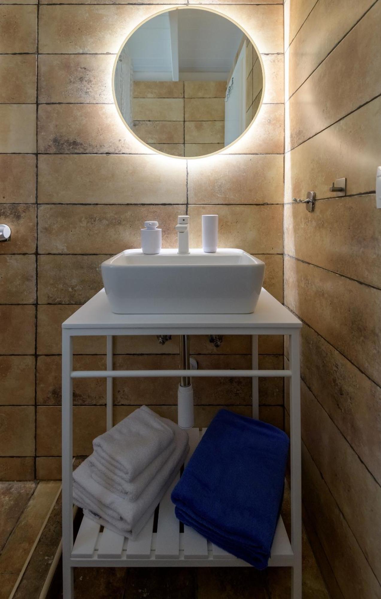 Asteria Pearl Villa 2 With Rooftop Jacuzzi Тігакі Екстер'єр фото