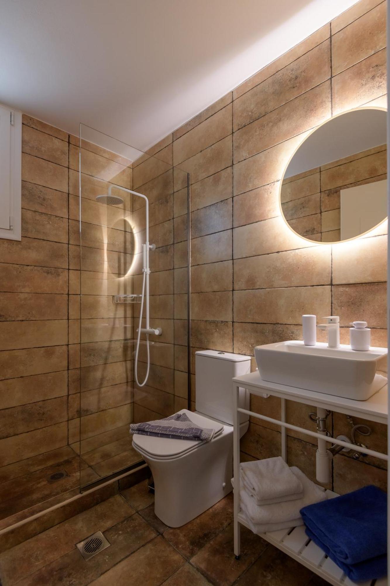 Asteria Pearl Villa 2 With Rooftop Jacuzzi Тігакі Екстер'єр фото