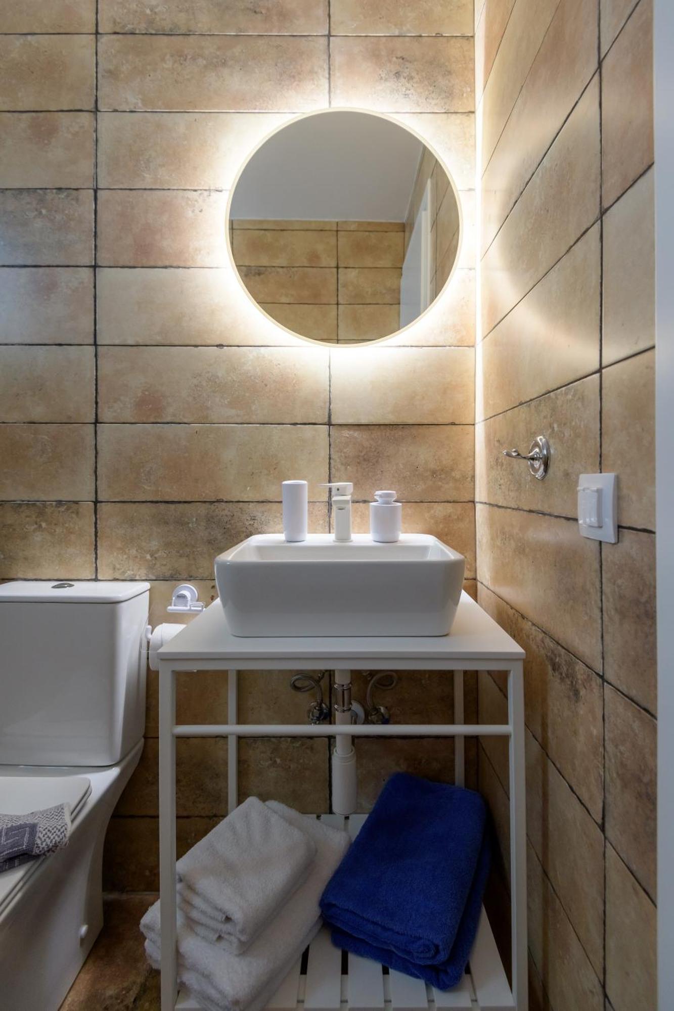 Asteria Pearl Villa 2 With Rooftop Jacuzzi Тігакі Екстер'єр фото